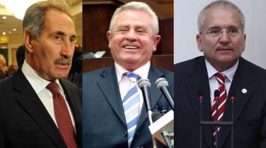AK Parti'de 3 vekil displine sevk edildi