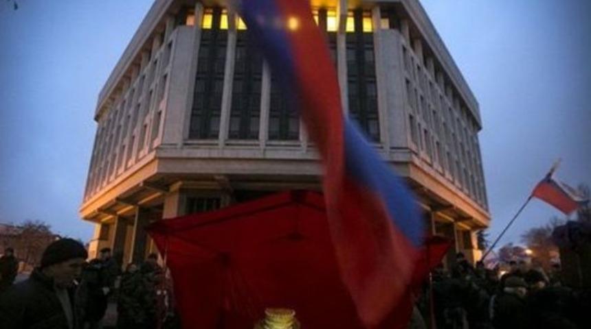 Kırım parlamentosu bağımsızlık ilan etti