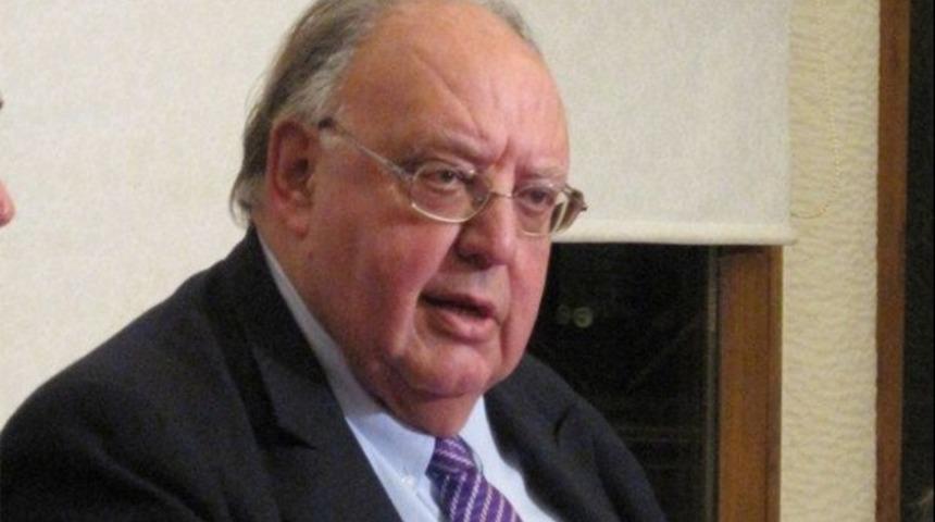 Pangalos: &Ouml;calan yakalandığında istifa etmek zorunda kaldım