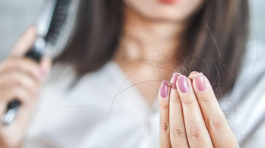 Saç dökülmesi için mucize yöntemler! Dökülmeyi önleyebilirsiniz...