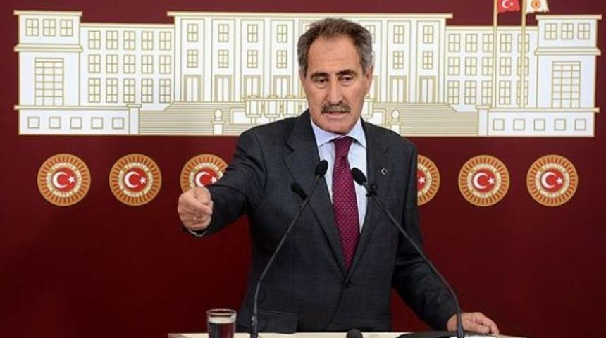 Ertuğrul Günay Ak Parti'den istifa etti