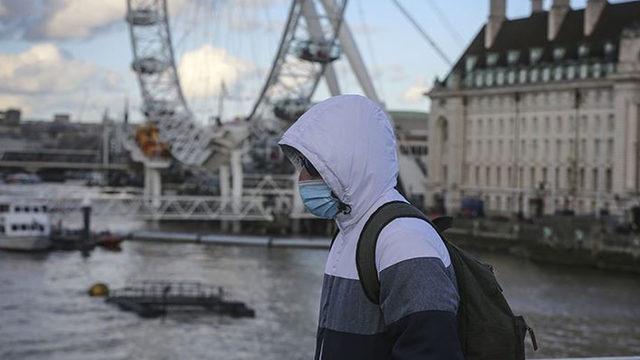 İngiltere koronavirüste tüm kısıtlamaları kaldırmayı planlıyor! Pozitif çıkanlara izolasyon dahil...