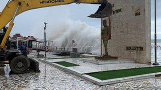 Kastamonu'da tedbir amaçlı Atatürk Anıtı yerinden söküldü