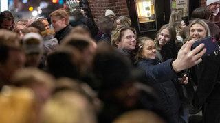 İsveç bütün koronavirüs kısıtlamalarını kaldırdı