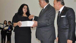 Bakan'a hediye ayakkabı kutusu