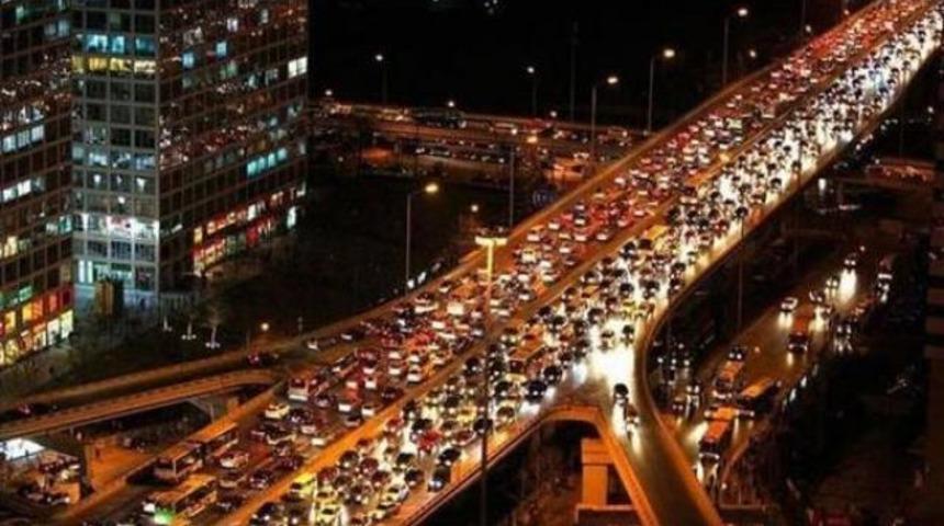 İstanbulluya trafik çilesi