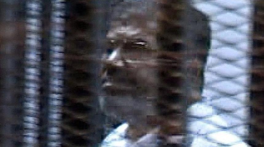 "Mısır'ın meşru cumhurbaşkanıyım"