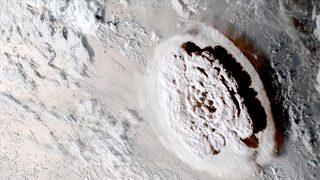 Yeni keşif! Daha önce hiç böyle bir şey görmemiştik ifadesinin kullanıldığı Tonga yanardağ patlaması, okyanusta iç dalgalar üretmiş