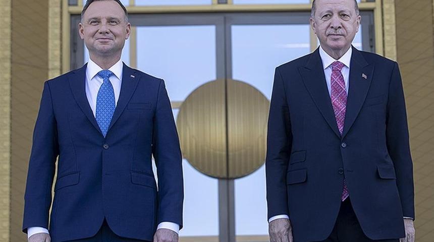 Son dakika: Cumhurbaşkanı Erdoğan, Polonyalı mevkidaşıyla görüştü... Ukrayna krizi masadaydı