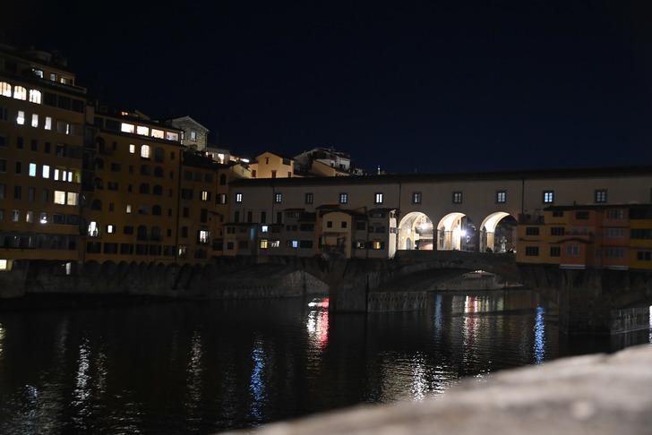 İtalya'da dikkat çeken fatura protestosu! Belediyeler anıtların ışıklarını kapattı G3