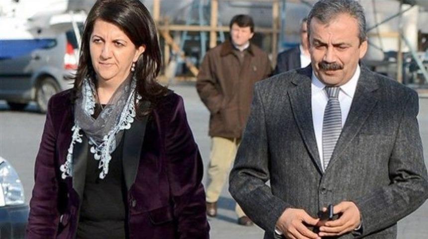 Sırrı S&uuml;reyya &Ouml;nder ve Pervin Buldan Kandil'de