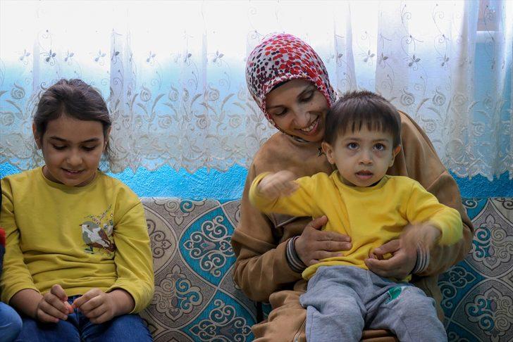 Kızlarını kaybettikleri hastalığı taşıyan 3 çocukları için mücadele veriyorlar G5