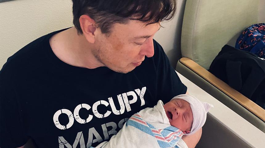 Hep eğlenceli tarafıyla gündeme gelen Elon Musk'ın o sözleri yürek burktu! "İlk oğlum kollarımda öldü"