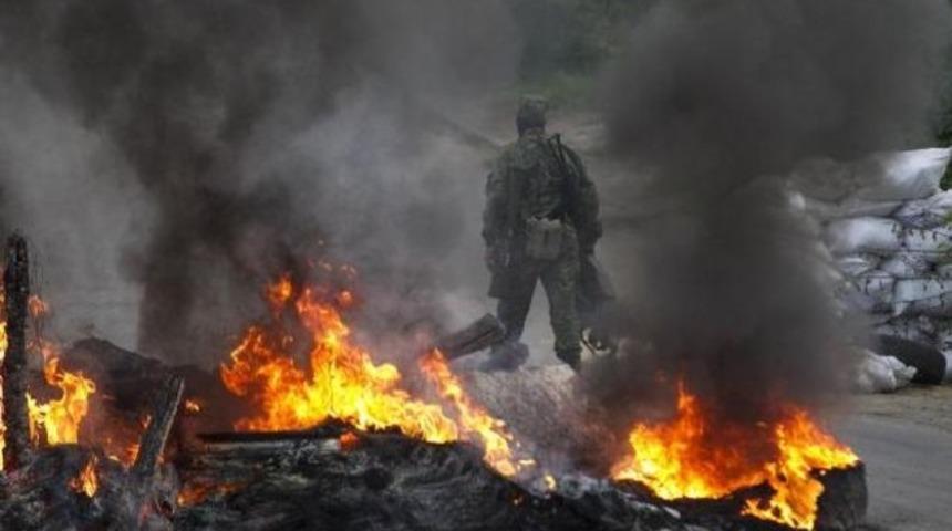 Ukrayna ordusu Slavyansk'ta operasyon başlattı