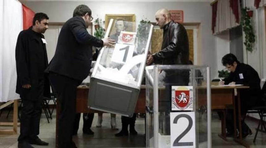Kırım'da referandum g&uuml;n&uuml;