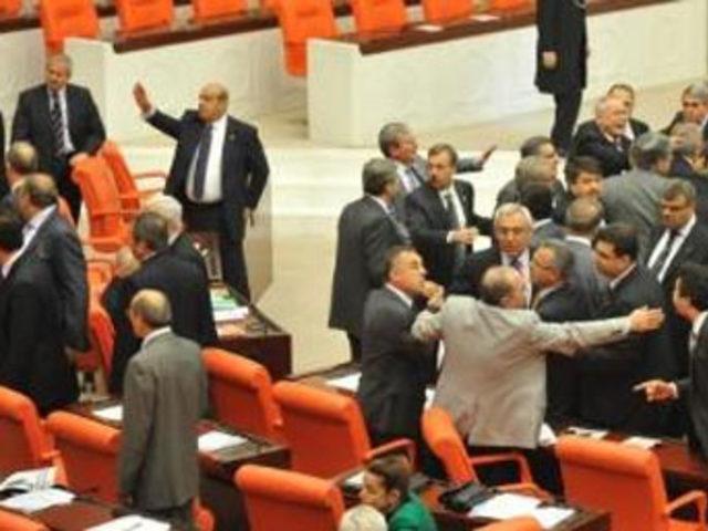 Meclis te yine kavga 1