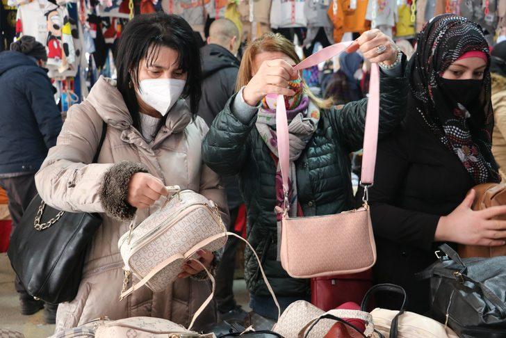 Edirne Ulus Pazarı'nda adım atacak yer kalmadı! Bulgar turist: Mazotu da doldurup gidiyoruz G1
