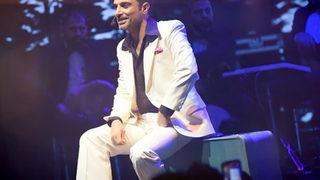 Uğur Aslan'a Sema Ergenekon'dan 'İyi ki doğdun' öpücüğü 