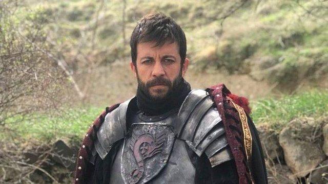 Hacı Bayram Veli dizisinin Molla Rüstem'i Fırat Topkorur kimdir? Fırat Topkorur kaç yaşında, nereli ve dizileri neler?