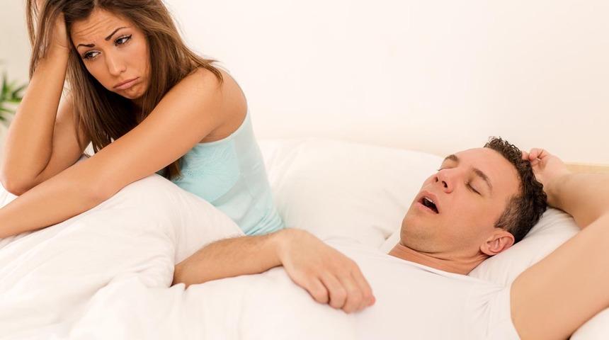 Cinsel ilişkiden sonra çoğu erkeğin uyumasının altında ilginç bir gerçek var!