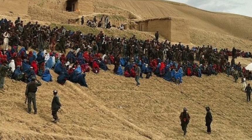 Toprak altında kalanlardan umut kesildi