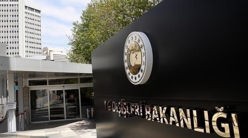 Son dakika: Dışişleri Bakanlığı'ndan T&uuml;rk vatandaşlarına Ukrayna &ccedil;ağrısı