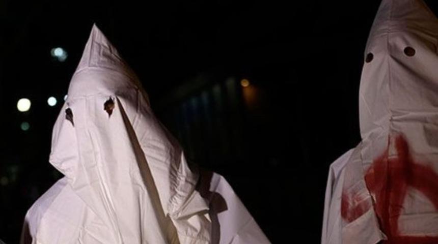 Ku Klux Klan'dan ABD'li o polise yardım