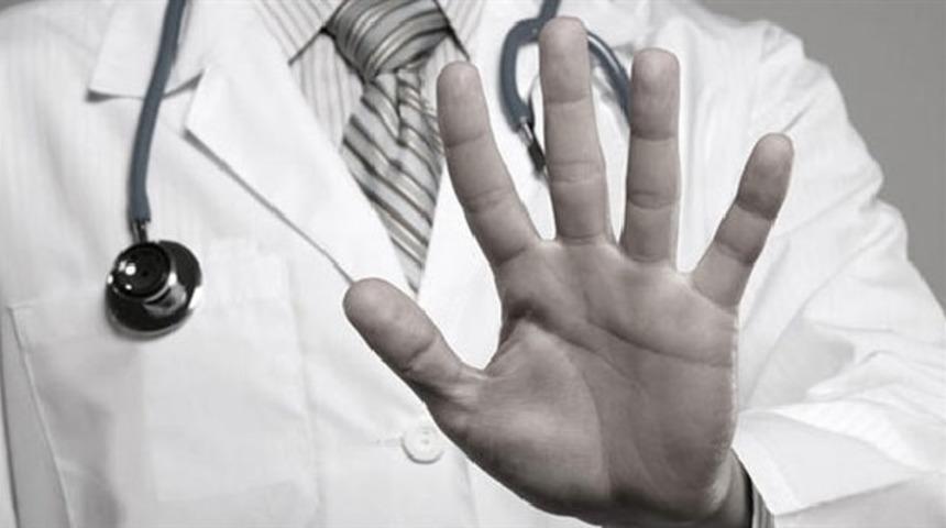 Sağlık çalışanlarına şiddeti önleyecek adım! Hastane magandaları hapse girecek