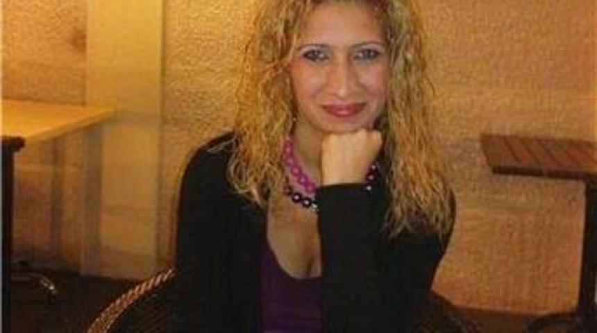 Babası telefonu a&ccedil;saydı...