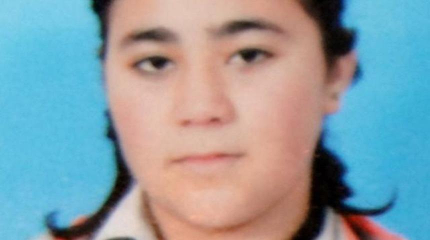 Babasından kalan silahı deniyormuş!