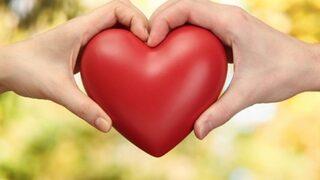 SEVGİLİLER GÜNÜ MESAJLARI: En anlamlı, hem erkeğe hem kadına yollanabilecek Sevgililer Günü mesajları!