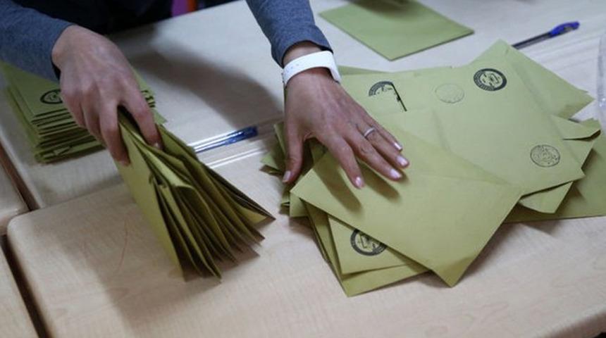 Son seçim anketinde dikkat çeken sonuçlar! Millet ittifakı ve Cumhur ittifakı oy oranları...