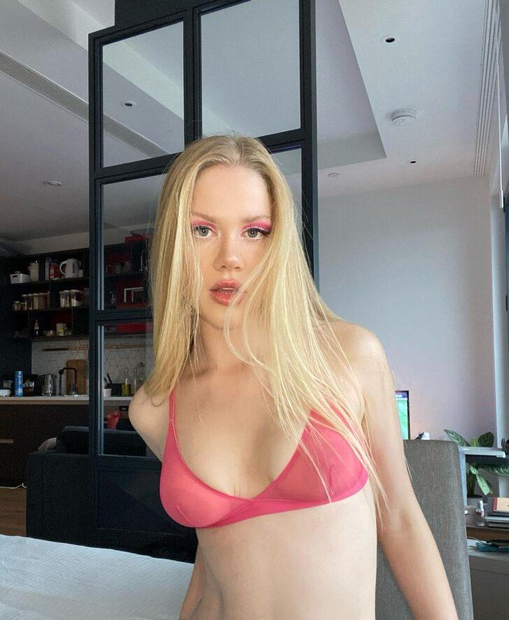 Serel Yereli'nin pembe transparan sütyeniyle paylaşımı olay oldu G2