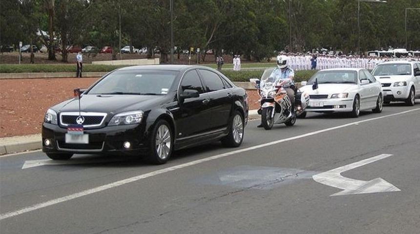 Başbakanın bilgisayarı çalındı