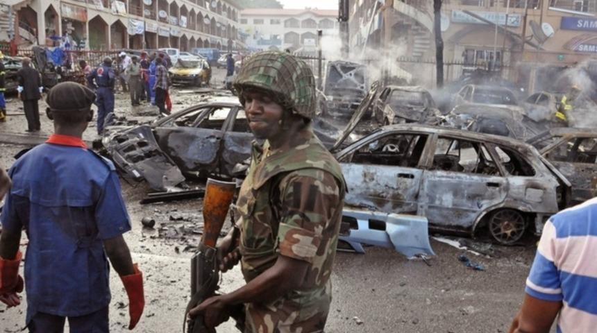 Nijerya'da şiddetli patlama: 21 ölü