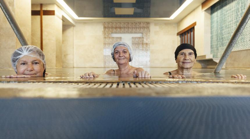 Kaplıca tedavisinin iyi geldiğini sanıyorsanız çok yanılıyorsunuz! Romatoid artrit hakkında bilmeniz gerekenler