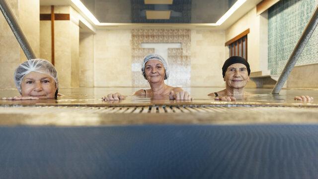 Kaplıca tedavisinin iyi geldiğini sanıyorsanız çok yanılıyorsunuz! Romatoid artrit hakkında bilmeniz gerekenler