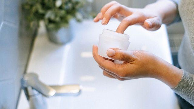 Cilt bakım ürünlerini evde hazırlamayı sevenler için: Kuru ciltlere özel, doğal, banyo sonrası losyon tarifleri