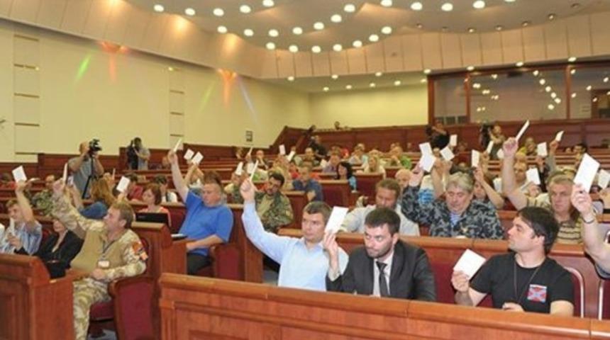 Ayrılık&ccedil;ılar birleşti, tek &uuml;lke kurdular