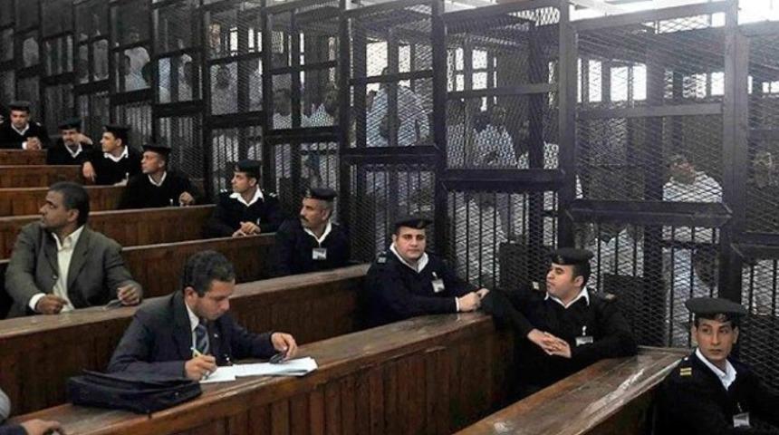 Mısır'da darbe karşıtı 529 kişiye idam cezası