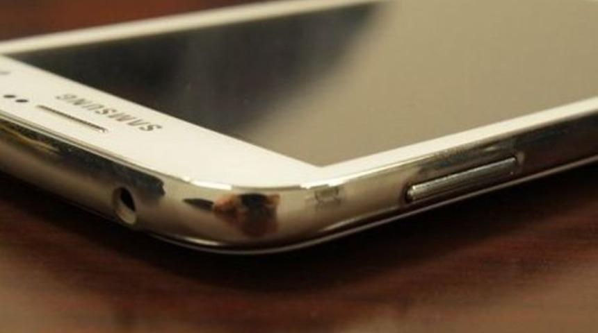 Galaxy Grand ailesine bir &uuml;ye daha geliyor