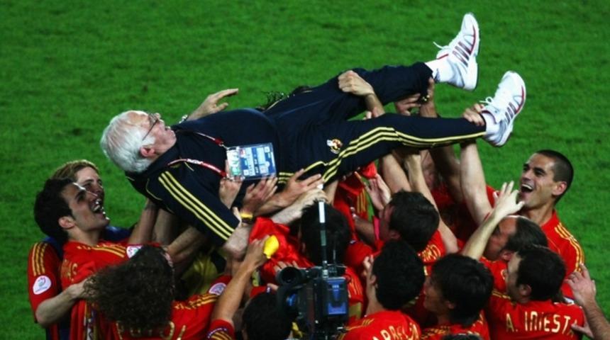 İspanya'nın eski teknik direkt&ouml;r&uuml; Luis Aragon&eacute;s hayatını kaybetti