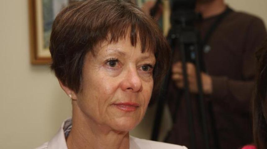 Alman B&uuml;y&uuml;kel&ccedil;i'yi ka&ccedil;ırmaya &ccedil;alıştılar