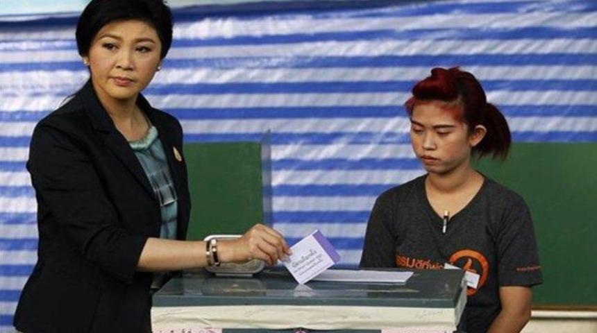 Yanlış sandığa oy attı