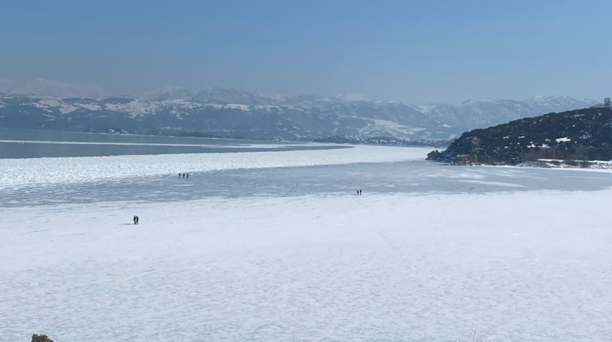 Eğirdir Gölü'nün yüzde 90'ı erimeye başladı! Aldırış bile etmediler... Yasak geldi