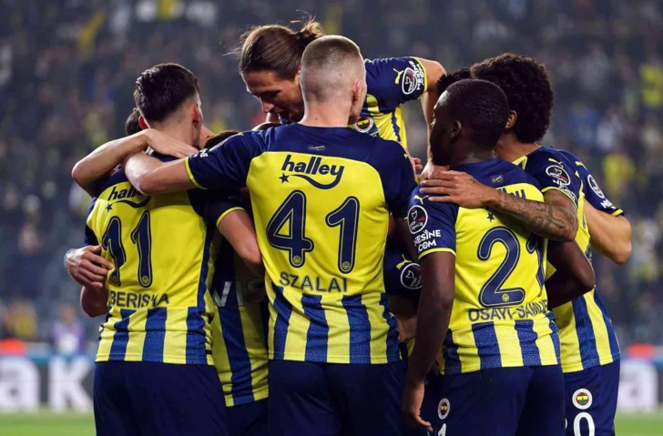 Herkes Löw derken Fenerbahçe'den sürpriz hamle! Galatasaray'ın eski teknik direktörü önerildi