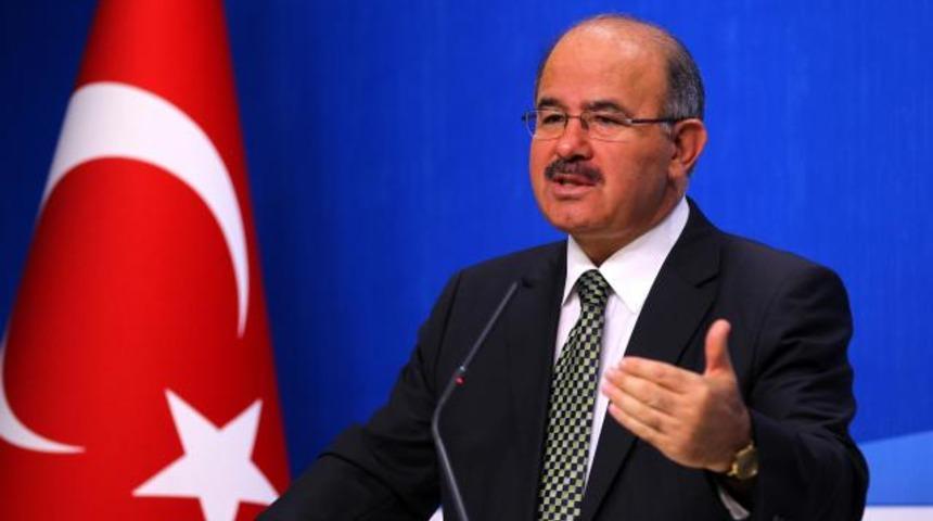 Hüseyin Çelik'ten kıyafet uyarısı