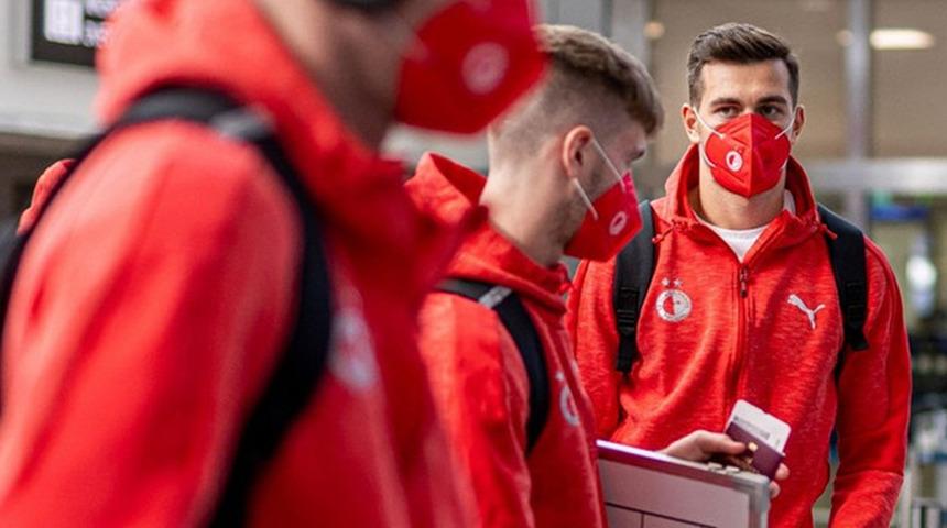 Fenerbahçe'nin rakibi Slavia Prag Teknik Direktörü Trpisovsky, İstanbul’a getirilmedi