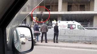 Kahreden ölüm! İnşaat işçisi 6. kattan düşerek demire saplandı