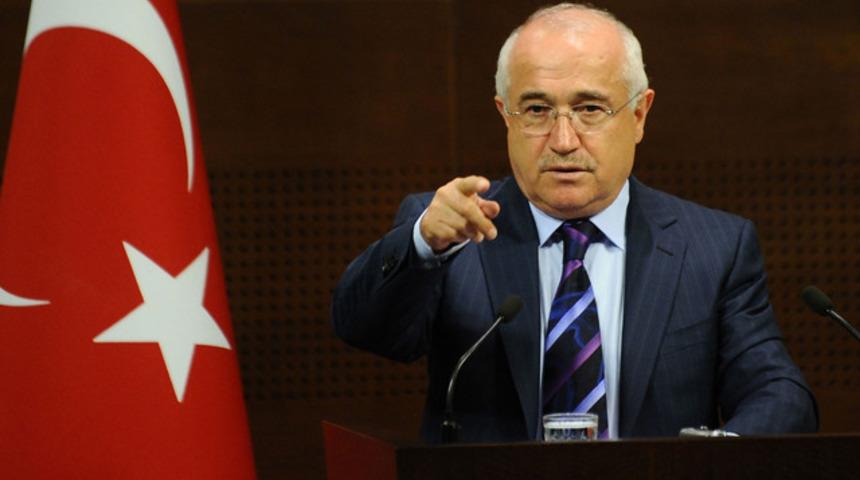 Nihat &Ouml;meroğlu'na inceleme